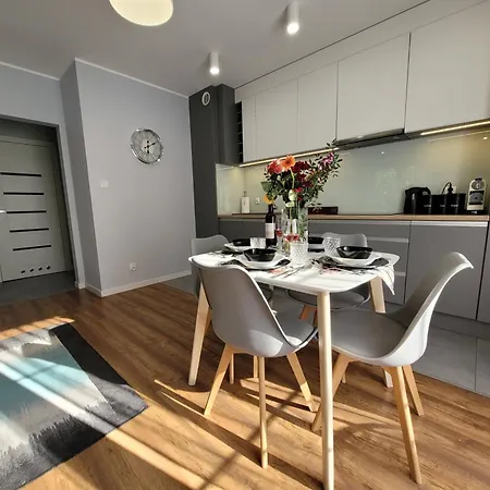 Szklarska Przystan - Blisko Centrum, Pkp I Szlakow *